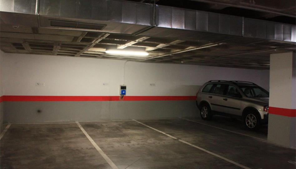 Foto 1 de Garatge de lloguer a Avenida de la Industria, 37, Zona Industrial, Madrid