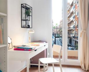 Dormitori de Pis per a compartir en Torrent amb Aire condicionat, Terrassa i Balcó