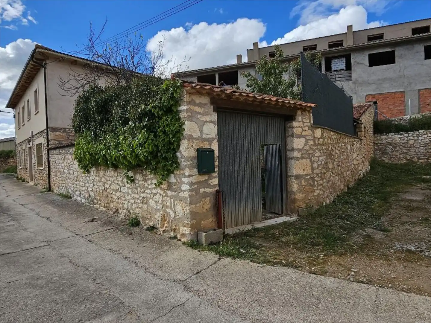 Pis en venda a Calle de las Eras, 1, Aldealengua de Santa María Vista exterior de Pis en venda en Aldealengua de Santa María amb Calefacció, Jardí privat i Traster