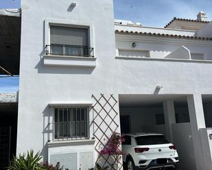 Exterior view of Single-family semi-detached for sale in Vejer de la Frontera  with Terrace and Balcony