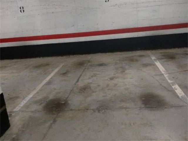 Garaje en Alquiler en Uribe Bidea, 21 en Sondika