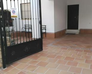 Single-family semi-detached to share in Calle Manuel de Falla, 25, Osuna