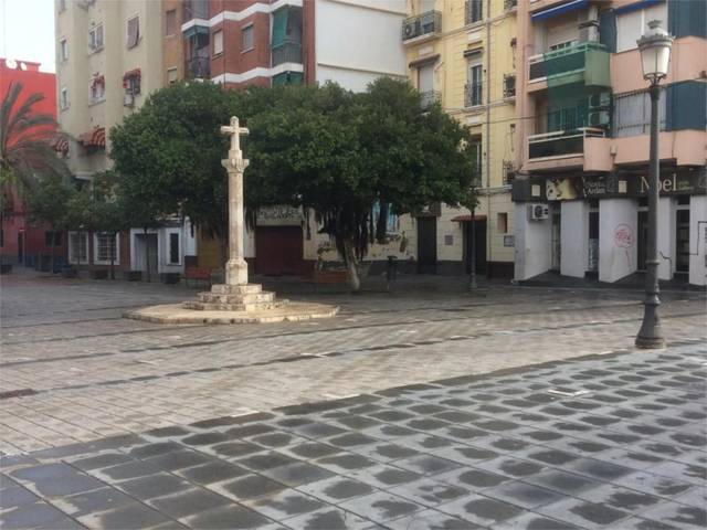 Planta baja en venta en plaça de la creu del canya