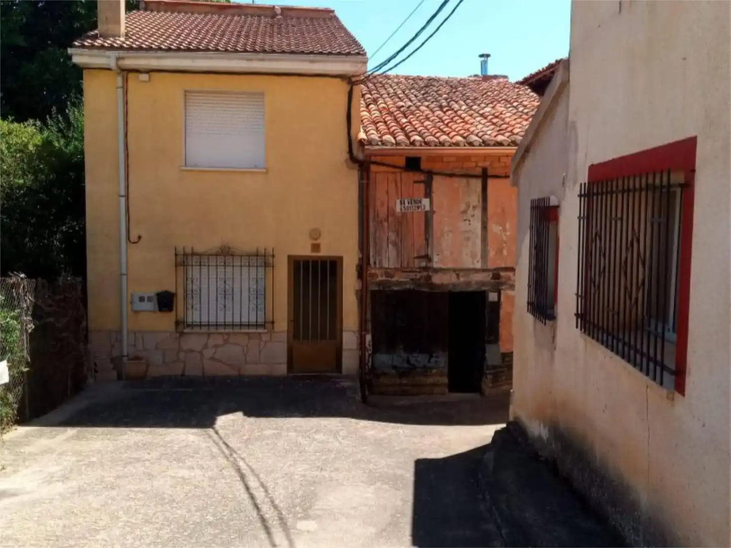 Garaje en venta en Calle de los Herreros, 6, Villasur de Herreros Vista exterior de Garaje en venta en Villasur de Herreros