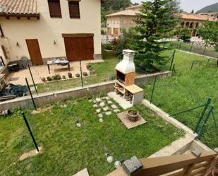 Jardí de Casa adosada en venda en Sant Julià de Cerdanyola amb Balcó