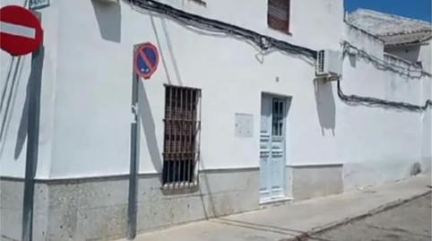 Foto 2 de Casa adosada en venda a Calle Pilar, 60, Lopera, Jaén