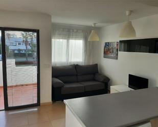 Sala d'estar de Casa adosada en venda en Alhama de Murcia amb Aire condicionat, Terrassa i Piscina