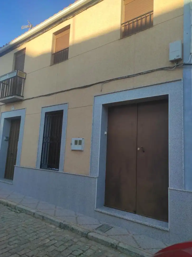 Exterior view of Detached homes for sale in Higuera de la Serena  with Air Conditioner, Private garden and Terrace