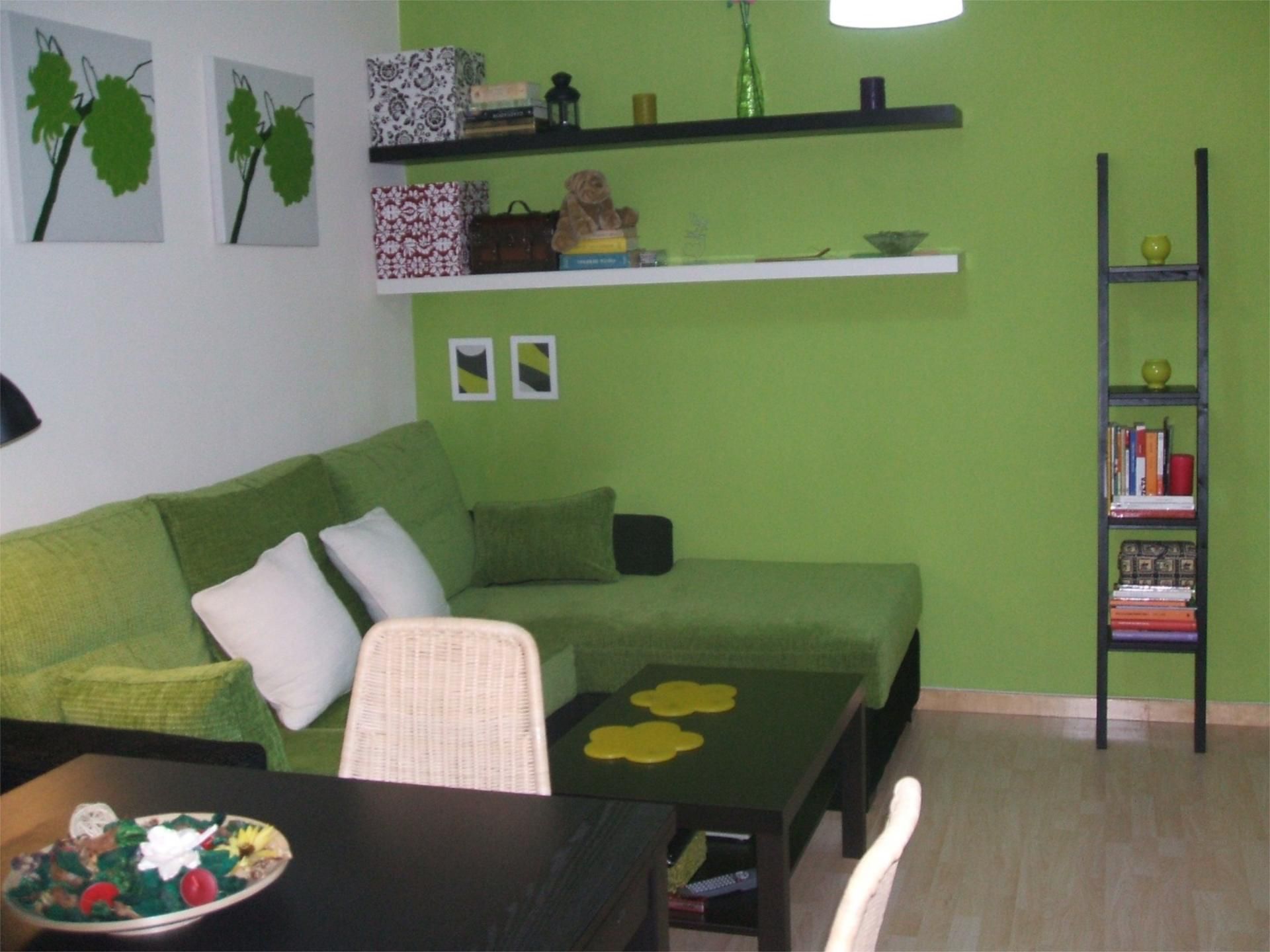 Sala d'estar de Pis en venda en Badajoz Capital amb Calefacció, Parquet i Traster