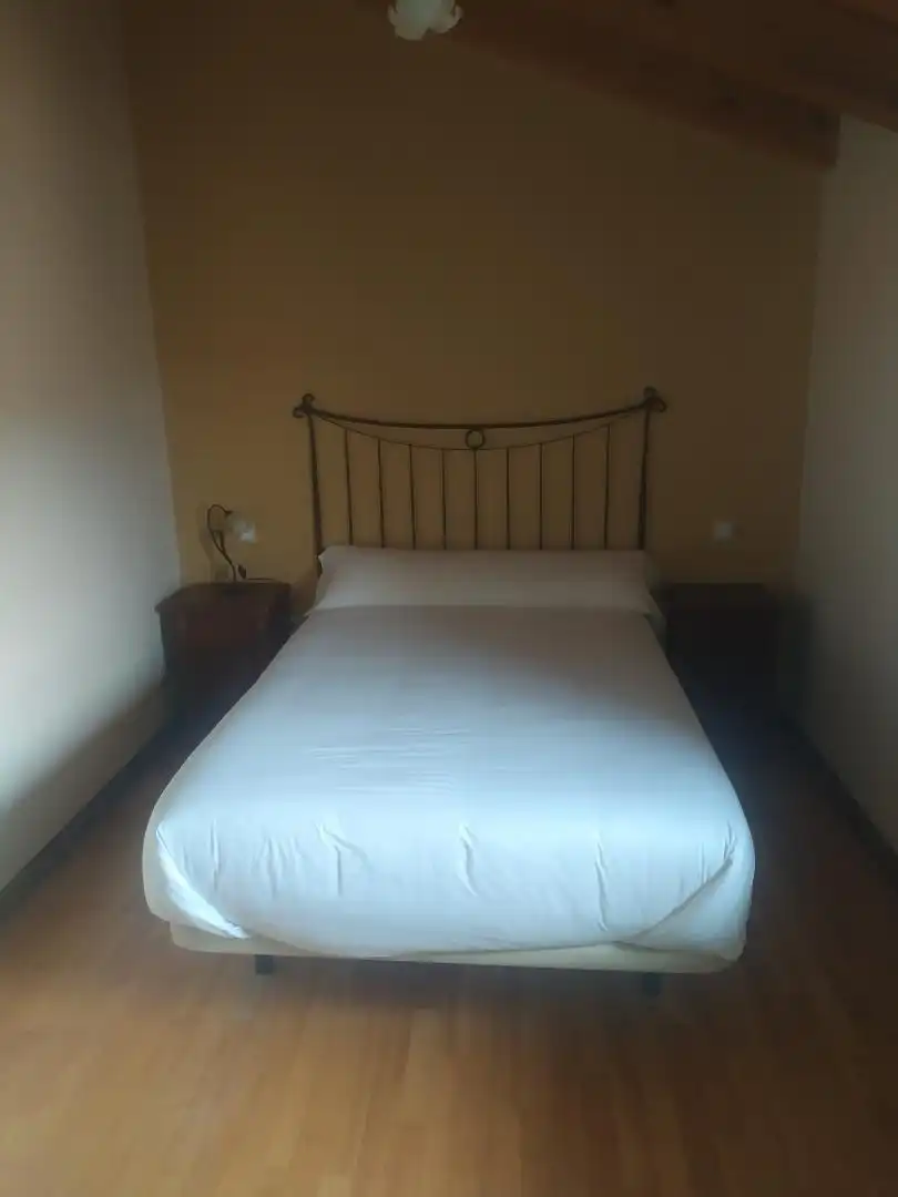 Habitación de Casa o chalet de alquiler en Ortigosa del Monte con Balcón