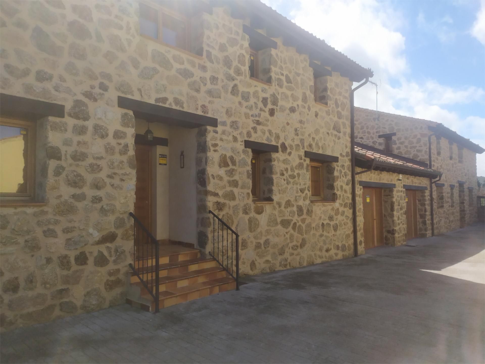 Exterior view of House or chalet to rent in Ortigosa del Monte  with Heating, Private garden and Parquet flooring