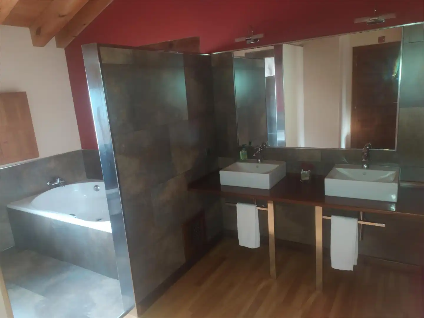 Baño de Casa o chalet de alquiler en Ortigosa del Monte con Balcón