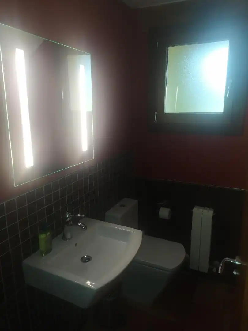 Baño de Casa o chalet de alquiler en Ortigosa del Monte con Balcón
