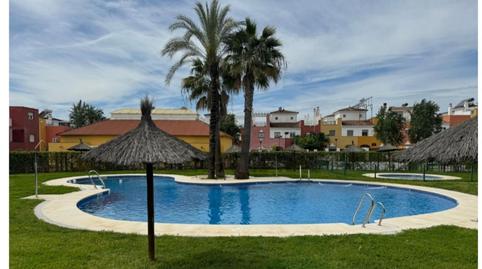 Foto 2 de Casa adosada en venda a Calle Miguel Hernández, 65, Arco Norte - Avda. España, Sevilla