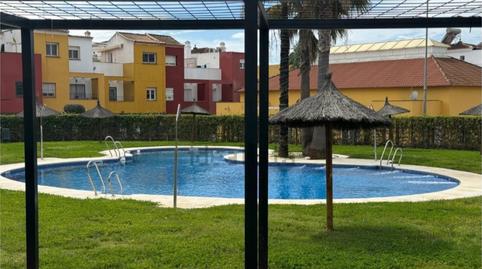 Foto 3 de Casa adosada en venda a Calle Miguel Hernández, 65, Arco Norte - Avda. España, Sevilla