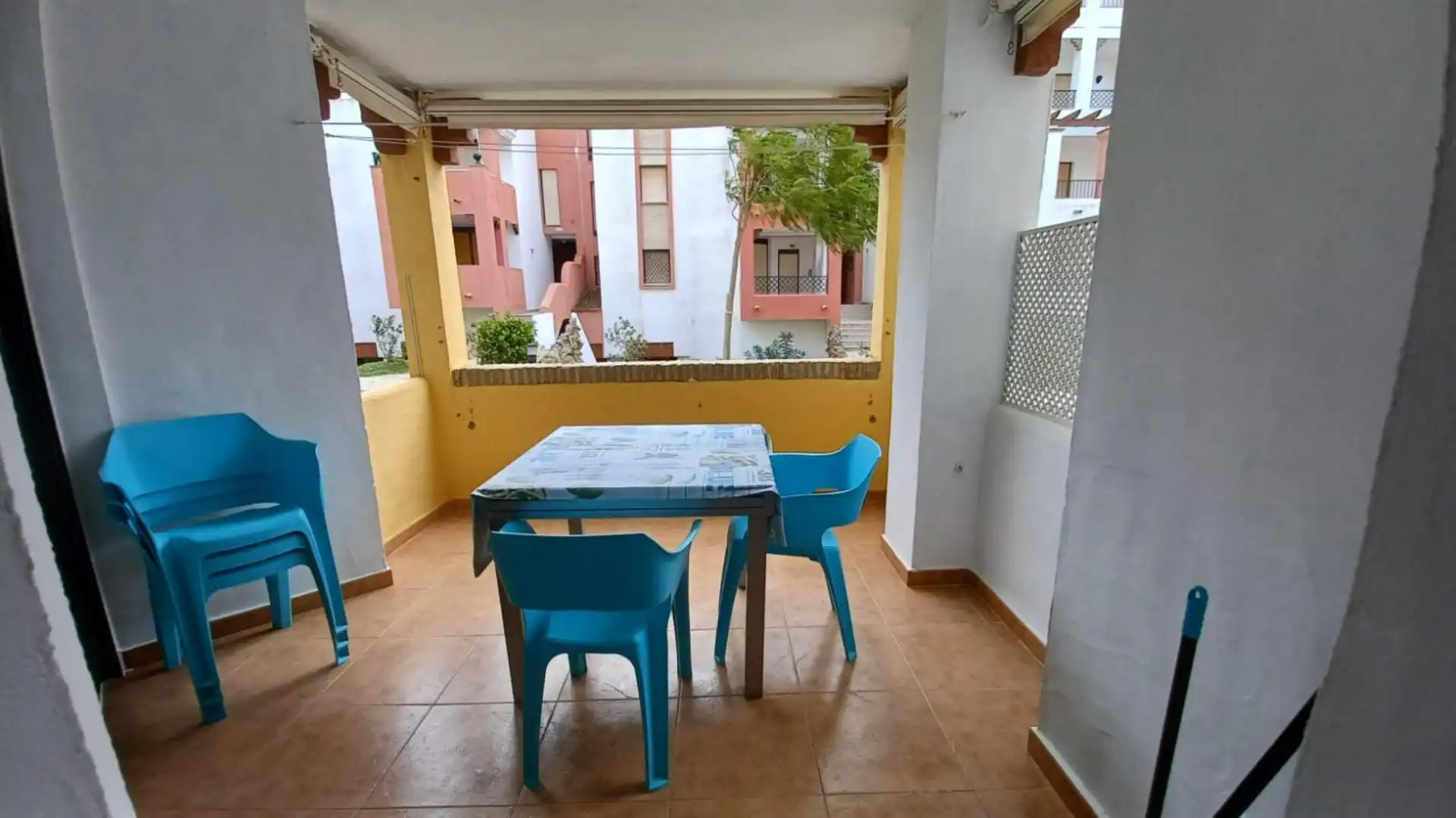 Apartments for rent in Urbanización Atlanterra F, 45, Atlanterra Apartments for rent in Urbanización Atlanterra F, 45, Atlanterra