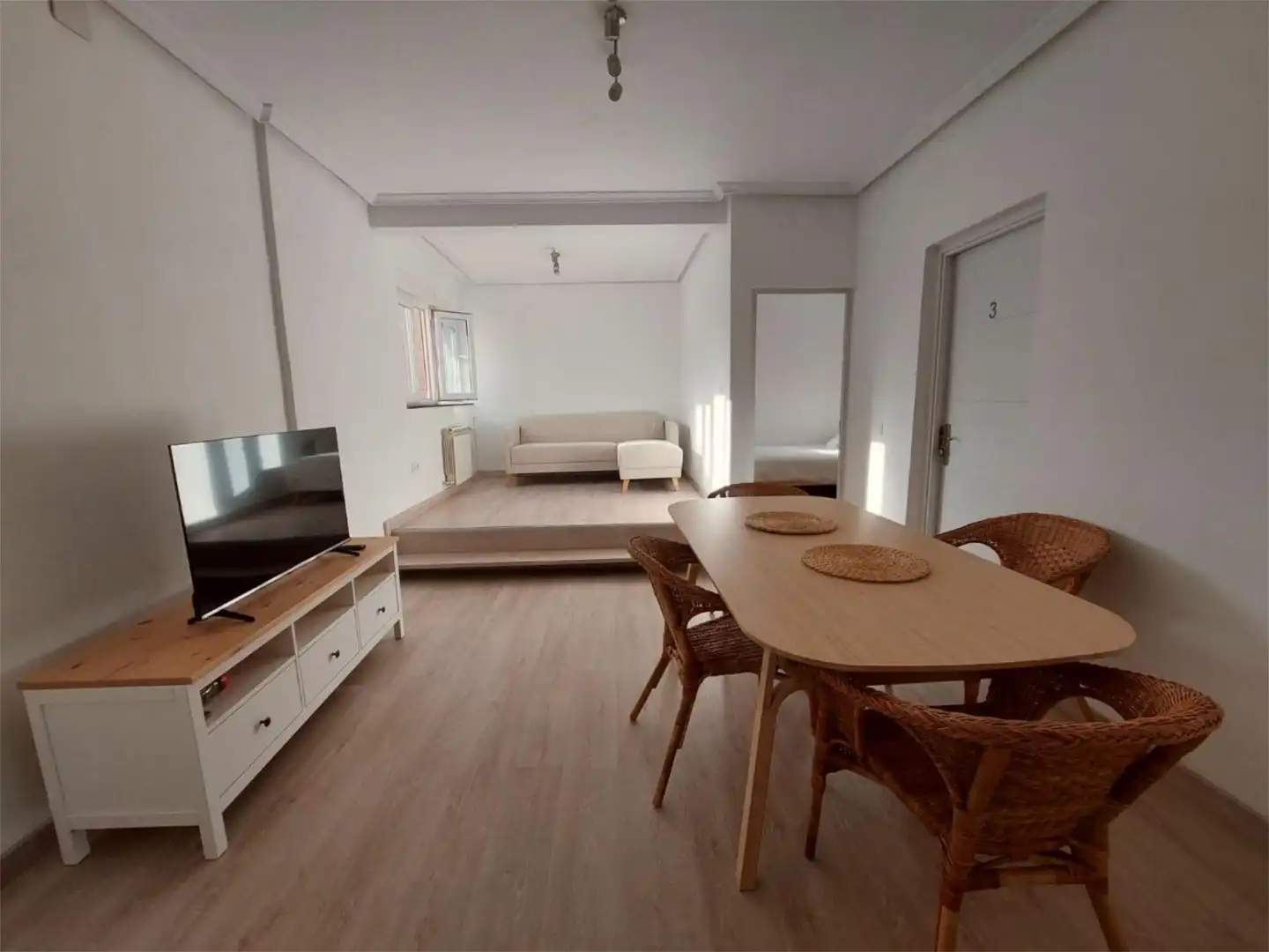 Zimmer in Calle Tomelloso, 43, Almendrales Wohnzimmer von Wohnung zur untervermieten in Madrid mit Heizung und Möbliert