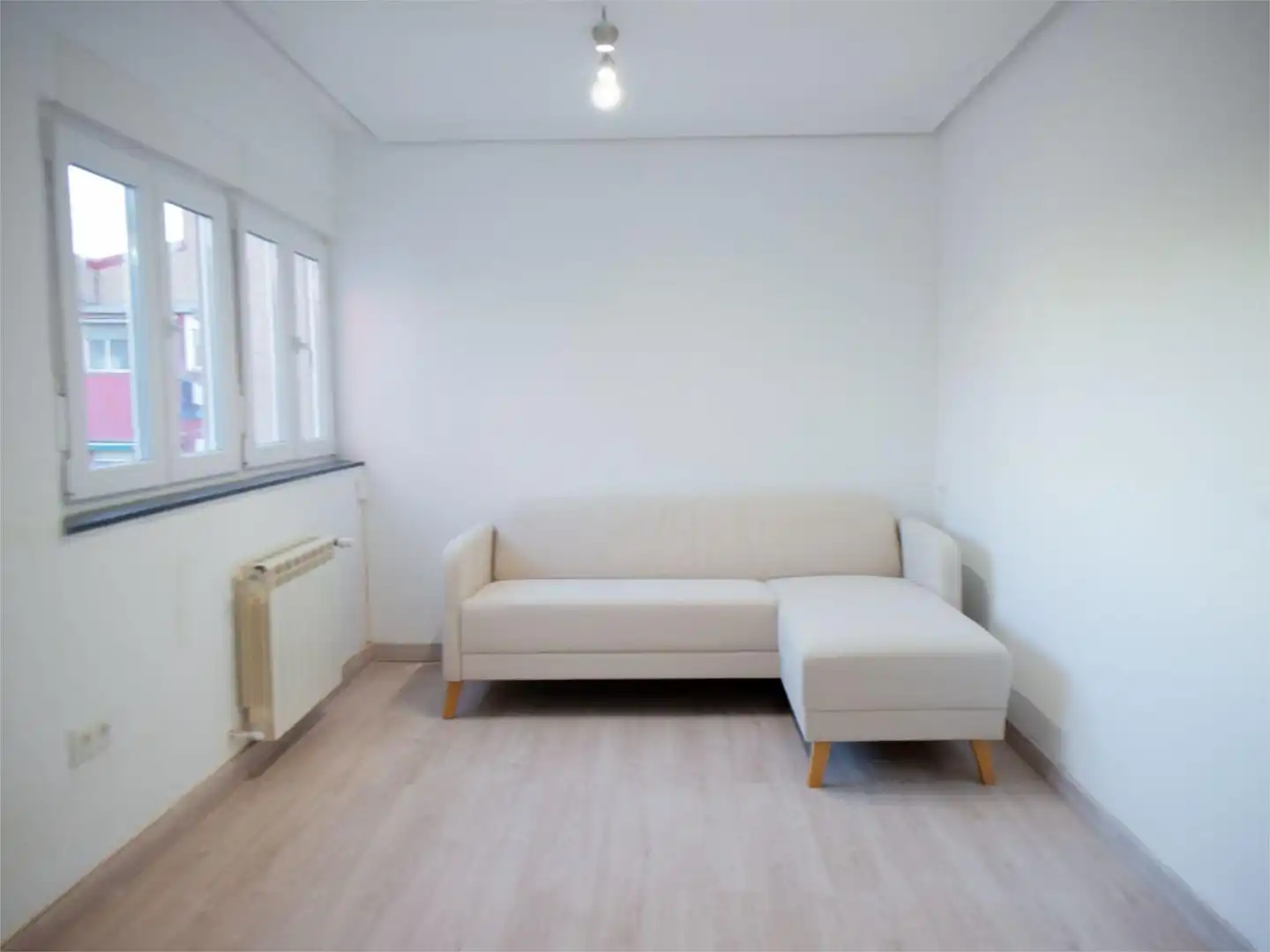 Zimmer in Calle Tomelloso, 43, Almendrales Wohnzimmer von Wohnung zur untervermieten in Madrid mit Heizung und Möbliert