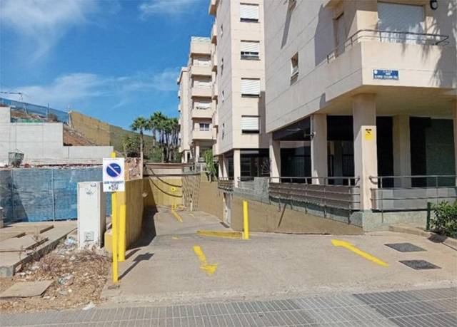 Garaje en Alquiler en Calle Doctor Alfonso Chiscano Díaz, 20 en Negrín