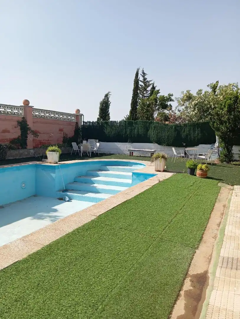 Piscina de Casa o chalet en venta en Fuentes de Ebro