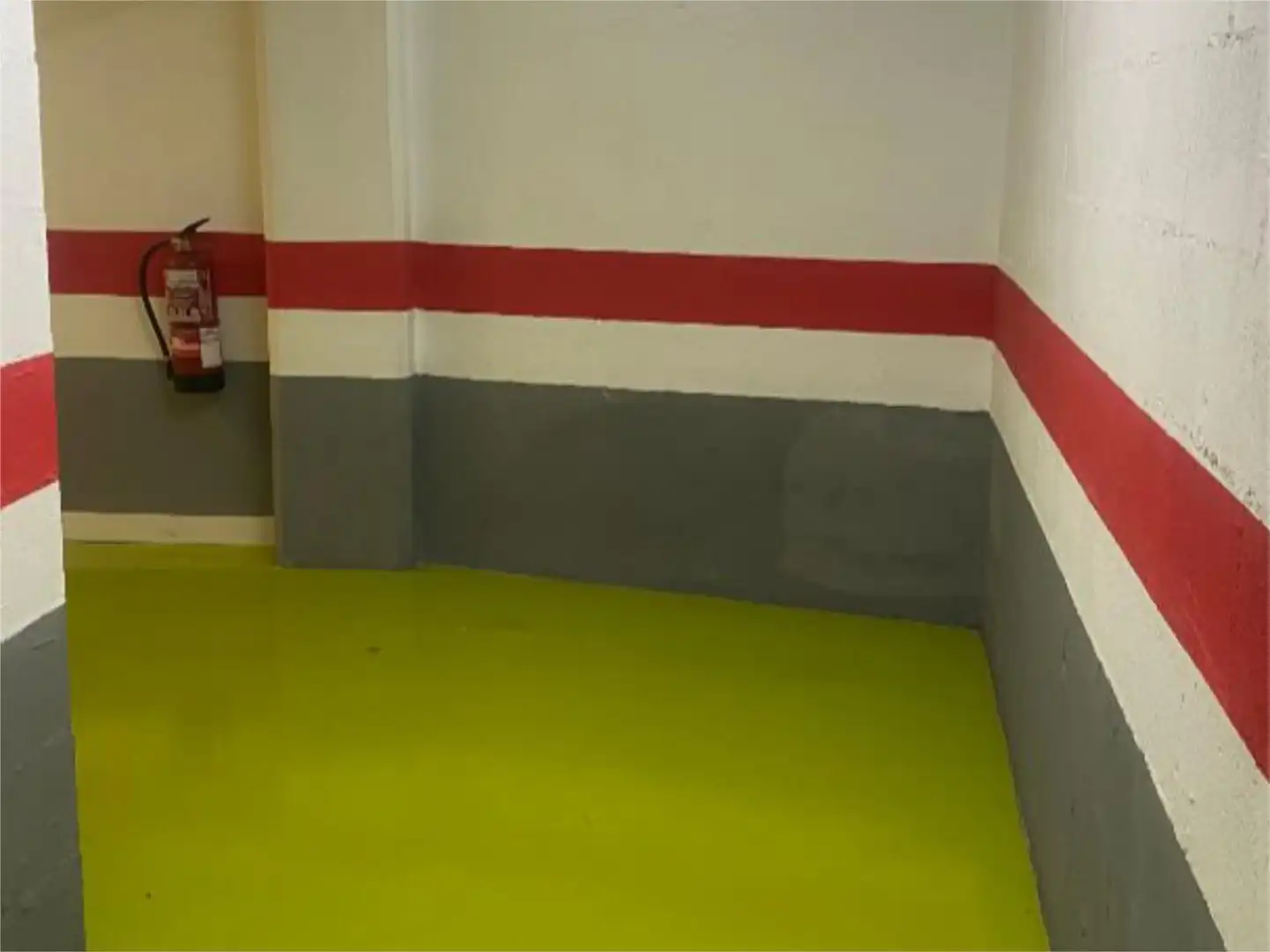 Storage room for rent in Calle de los Fueros de Aragón, 12, Universidad San Francisco Storage room for rent in Zaragoza