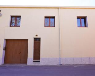 Exterior view of House or chalet for sale in Vila-sacra  with Heating, Private garden and Terrace