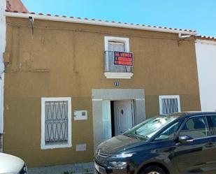 Vista exterior de Casa o xalet en venda en Malpartida de la Serena amb Moblat, Rentadora i Microones