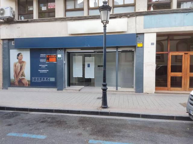 Local comercial en Alquiler en Calle Dionisio Guardiola, 23 en Centro