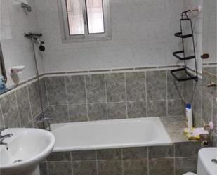 Bathroom of Single-family semi-detached for sale in El Cuervo de Sevilla  with Terrace and Swimming Pool