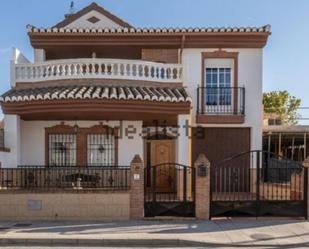 Exterior view of House or chalet for sale in Fuente Vaqueros  with Air Conditioner, Terrace and Balcony