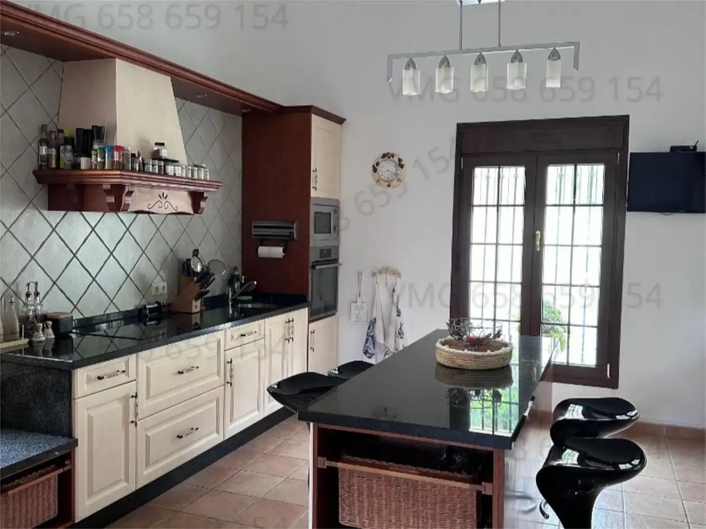 Casa o chalet en venta en Calle Juan Lerma Valero, 19g, Montemayor - Marbella Club Cocina de Casa o chalet en venta en Benahavís con Aire acondicionado, Terraza y Piscina