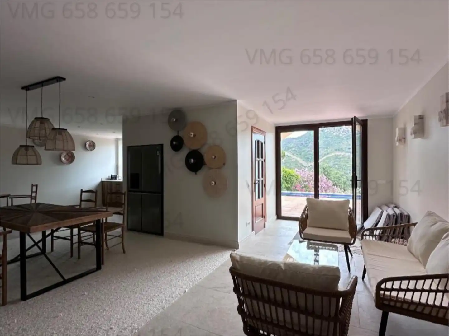 Casa o chalet en venta en Calle Juan Lerma Valero, 19g, Montemayor - Marbella Club Sala de estar de Casa o chalet en venta en Benahavís con Aire acondicionado, Terraza y Piscina