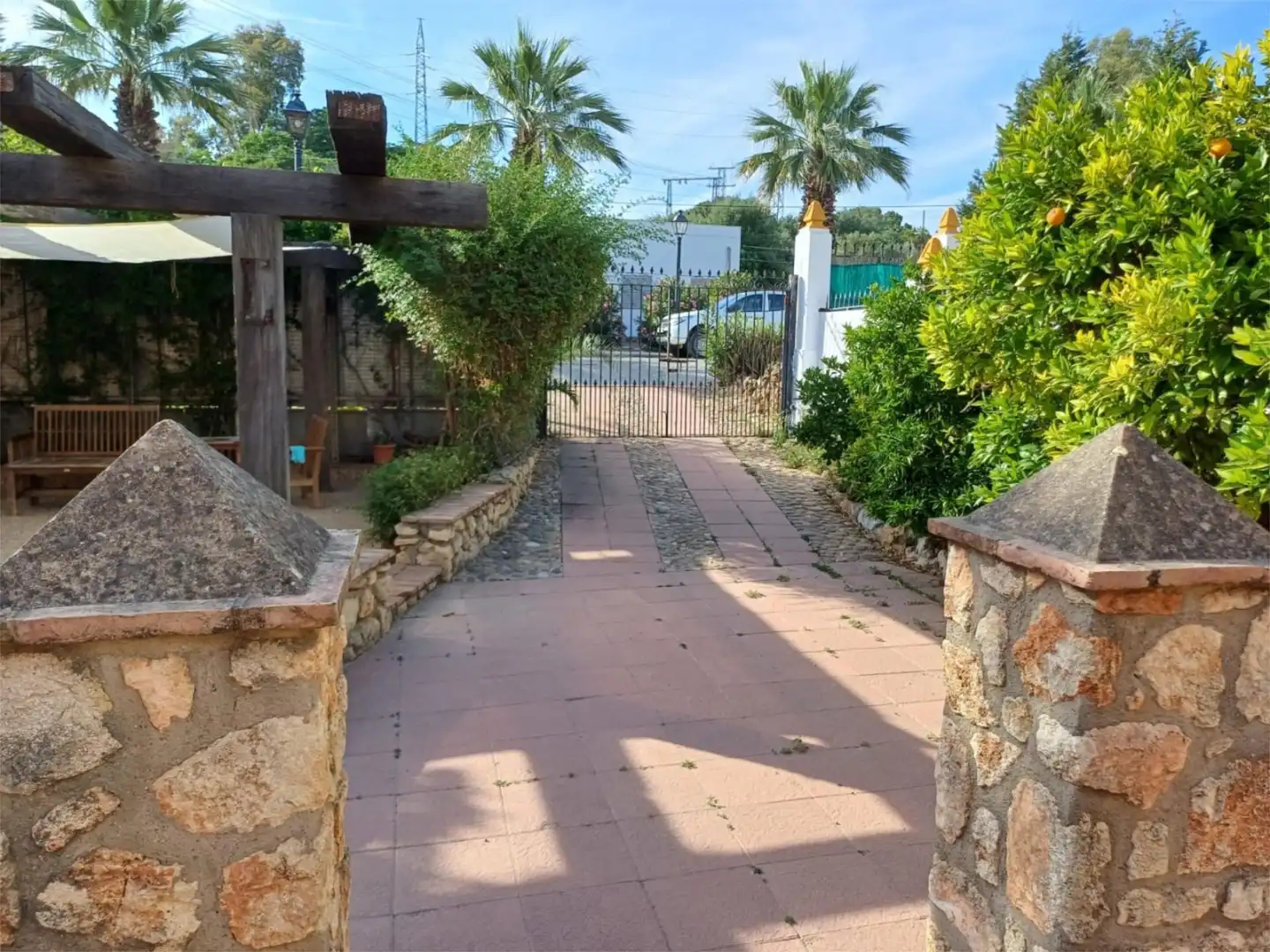 Casa o xalet en venda a Estación, 1, Palma del Río Vista exterior de Casa o xalet en venda en Palma del Río amb Aire condicionat, Terrassa i Piscina
