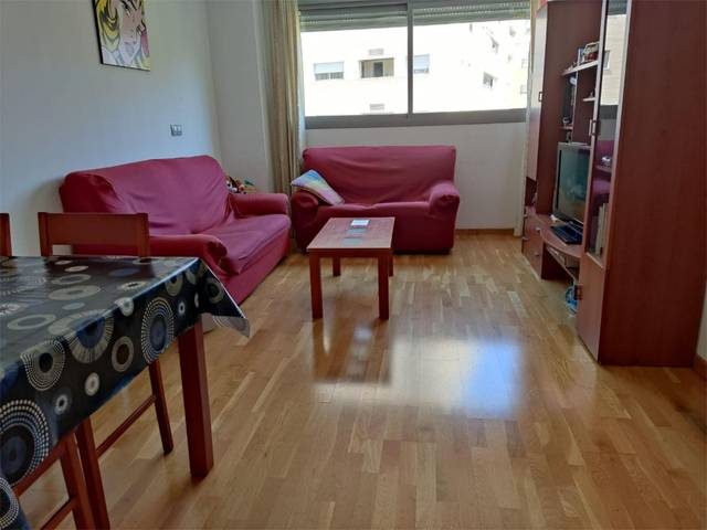 Piso en Alquiler en Avenida de la Ilustración, 73 en Campus de la Salud