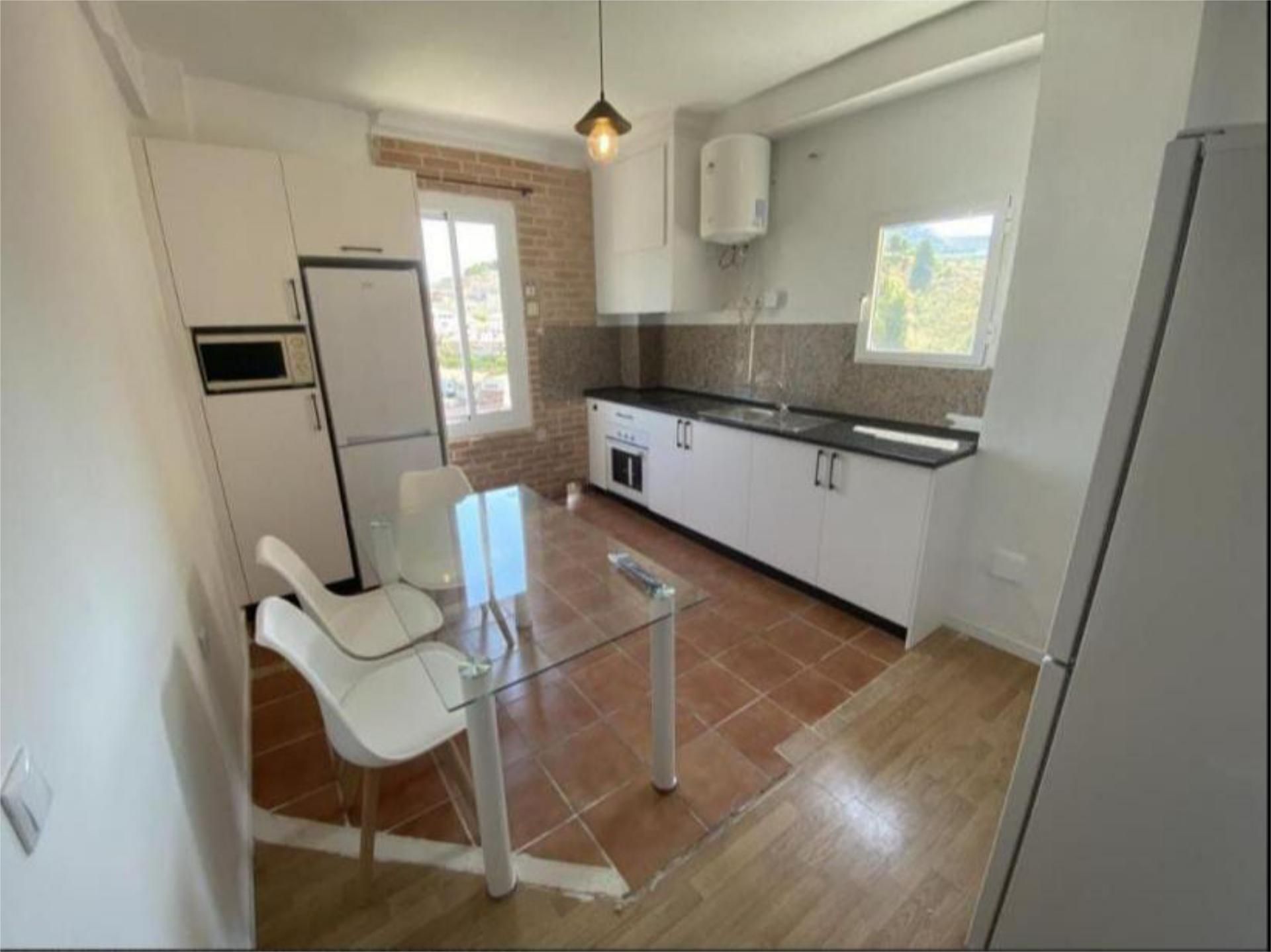 Pis per a compartir a Carrer Casa Blanca, 33, Centre - Zona Alta