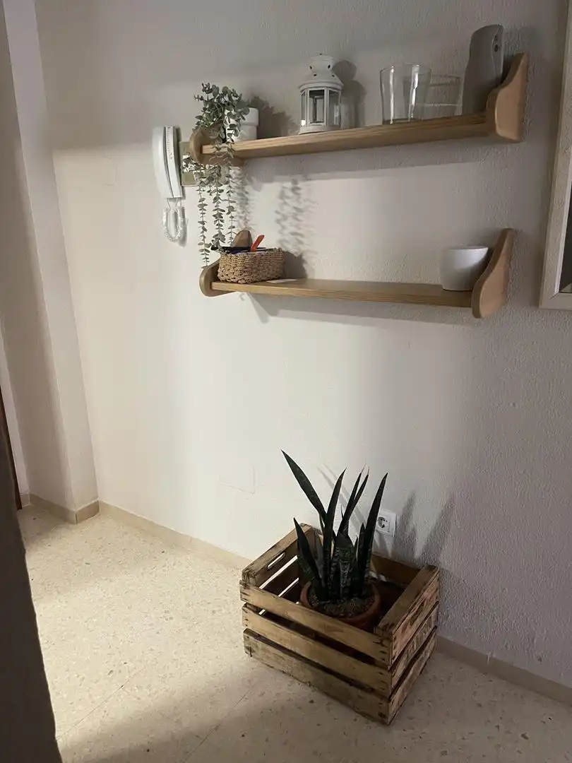Wohnung zur Miete in Benalmádena mit Waschmaschine, Mikrowelle und Gemeinschaftsparkplatz