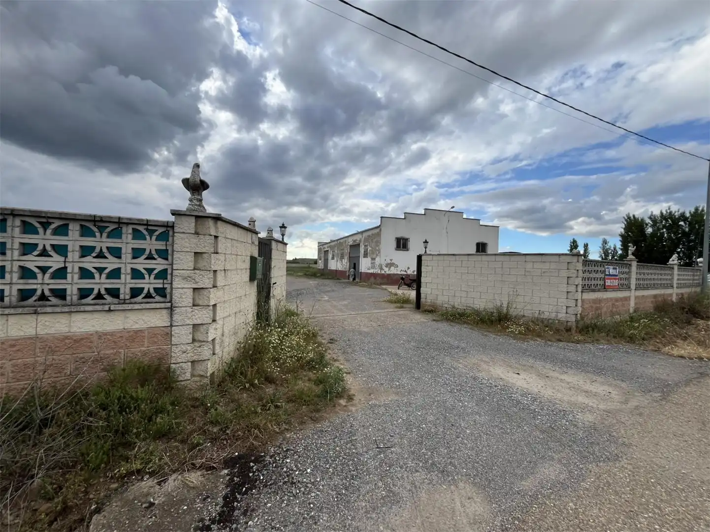 Nau industrial en venda a Carretera Boñar-Vc, 3, Villaturiel Nau industrial en venda en Villaturiel