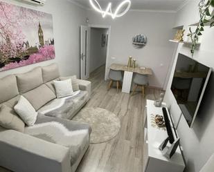 Sala d'estar de Pis per a compartir en Castellar del Vallès amb Aire condicionat i Balcó