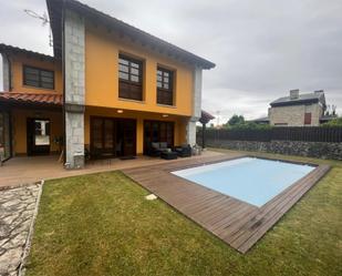 Swimming pool of House or chalet for sale in Llanes  with Terrace and Swimming Pool