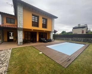 Swimming pool of House or chalet for sale in Llanes  with Heating, Private garden and Parquet flooring