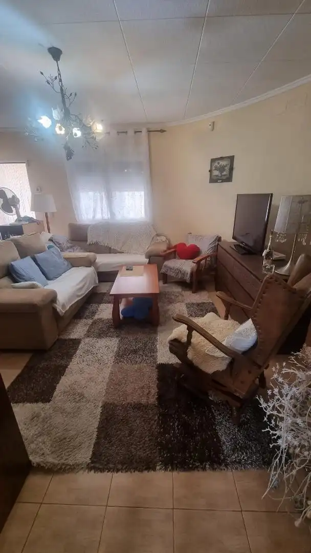 Casa o xalet en venda a Arroba de Hornos, 172, Dolores Sala d'estar de Casa o xalet en venda en Dolores amb Aire condicionat i Terrassa