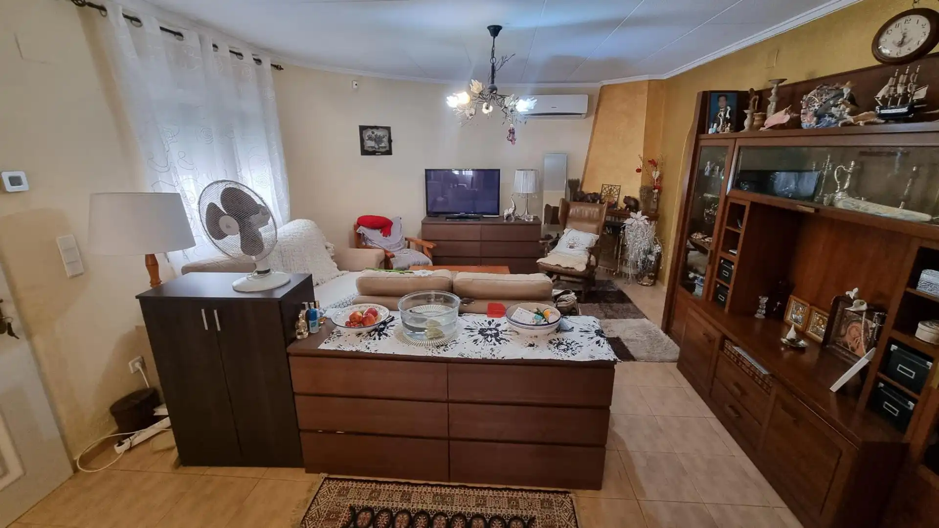 Casa o xalet en venda a Arroba de Hornos, 172, Dolores Sala d'estar de Casa o xalet en venda en Dolores amb Aire condicionat i Terrassa