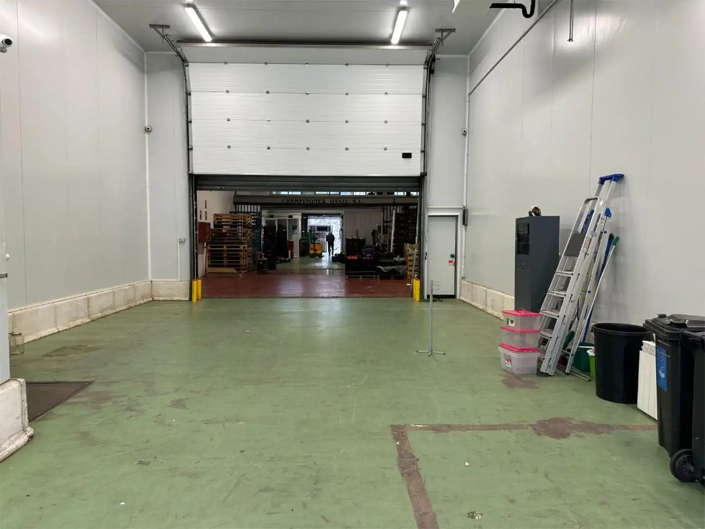 Nave industrial de alquiler en Arrapide Pasealekua, 75, Añorga - Zubieta Nave industrial de alquiler en Donostia - San Sebastián con Aire acondicionado, Calefacción y Amueblado