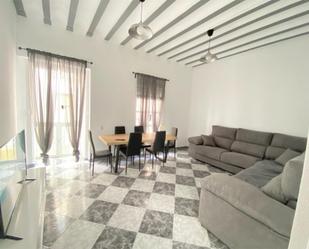 Living room of Flat to rent in  Cádiz Capital  with Terrace and Balcony