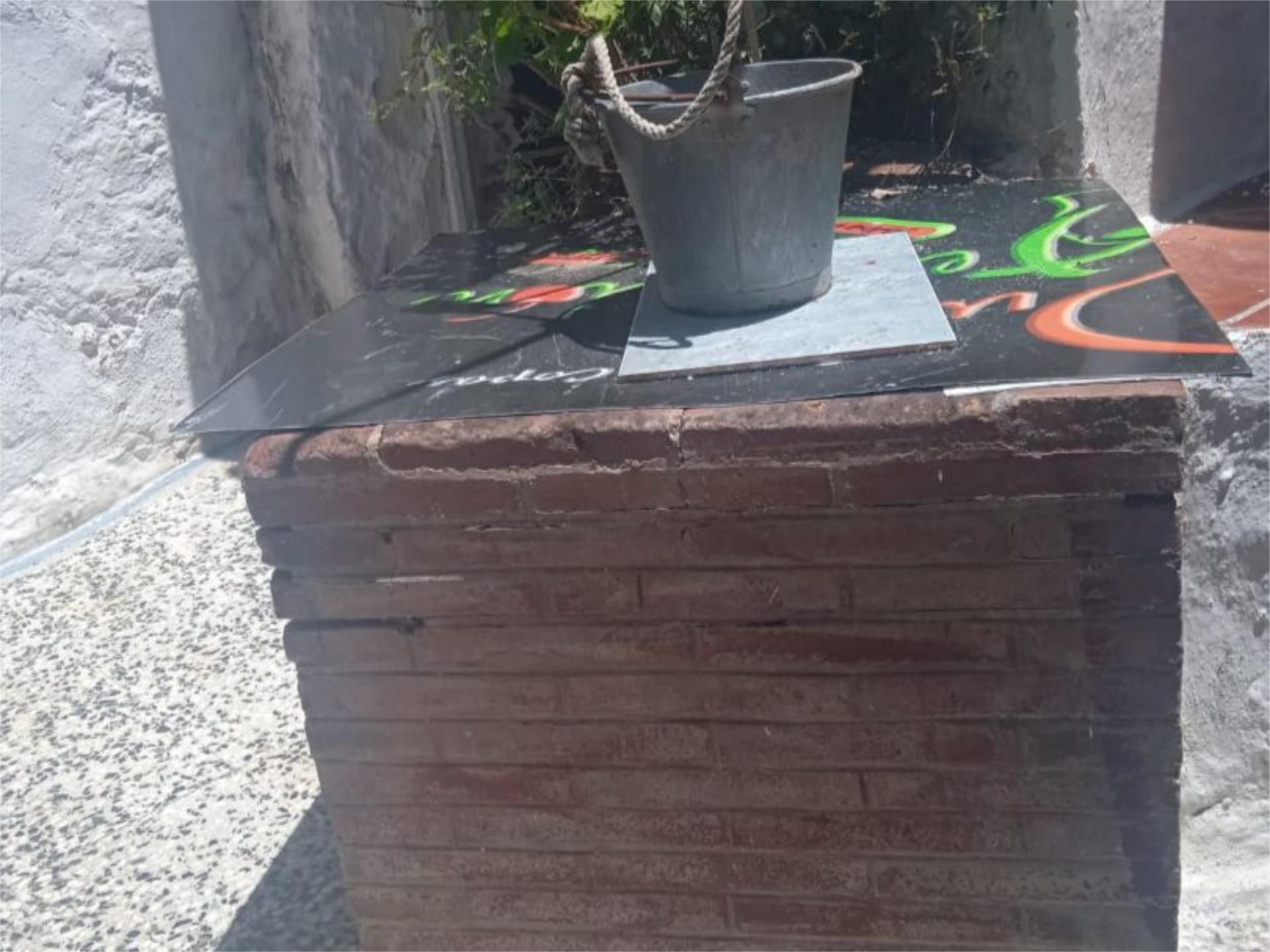 Vista exterior de Planta baja en venta en Guadalcanal con Jardín privado, Trastero y Amueblado