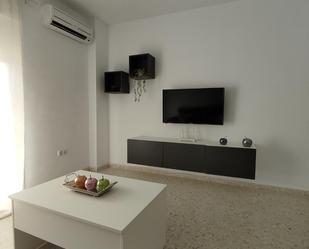 Flat to rent in Calle Banda Playa, 70, V Centenario - Piletas - Capuchinos