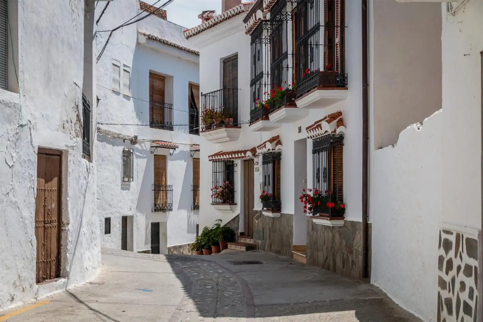 Casa adosada en venda a Calle Doctor Alcántara, 6b, Los Guájares Vista exterior de Casa adosada en venda en Los Guájares amb Terrassa, Piscina i Balcó
