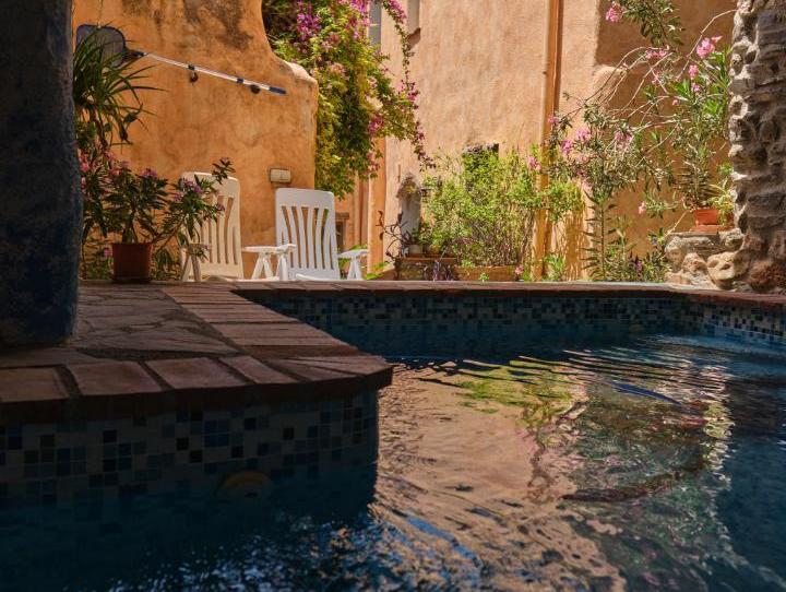Foto 1 de Casa adosada en venta en Calle Doctor Alcántara, 6b, Los Guájares, Granada