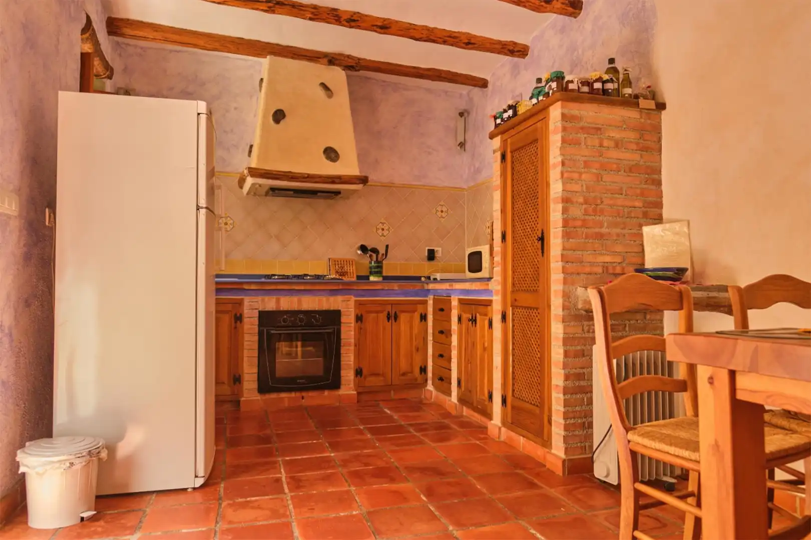Casa adosada en venda a Calle Doctor Alcántara, 6b, Los Guájares Cuina de Casa adosada en venda en Los Guájares amb Terrassa, Piscina i Balcó