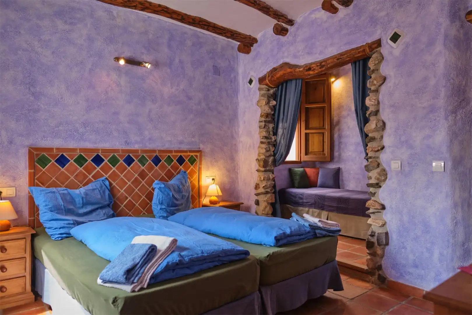 Casa adosada en venda a Calle Doctor Alcántara, 6b, Los Guájares Dormitori de Casa adosada en venda en Los Guájares amb Terrassa, Piscina i Balcó